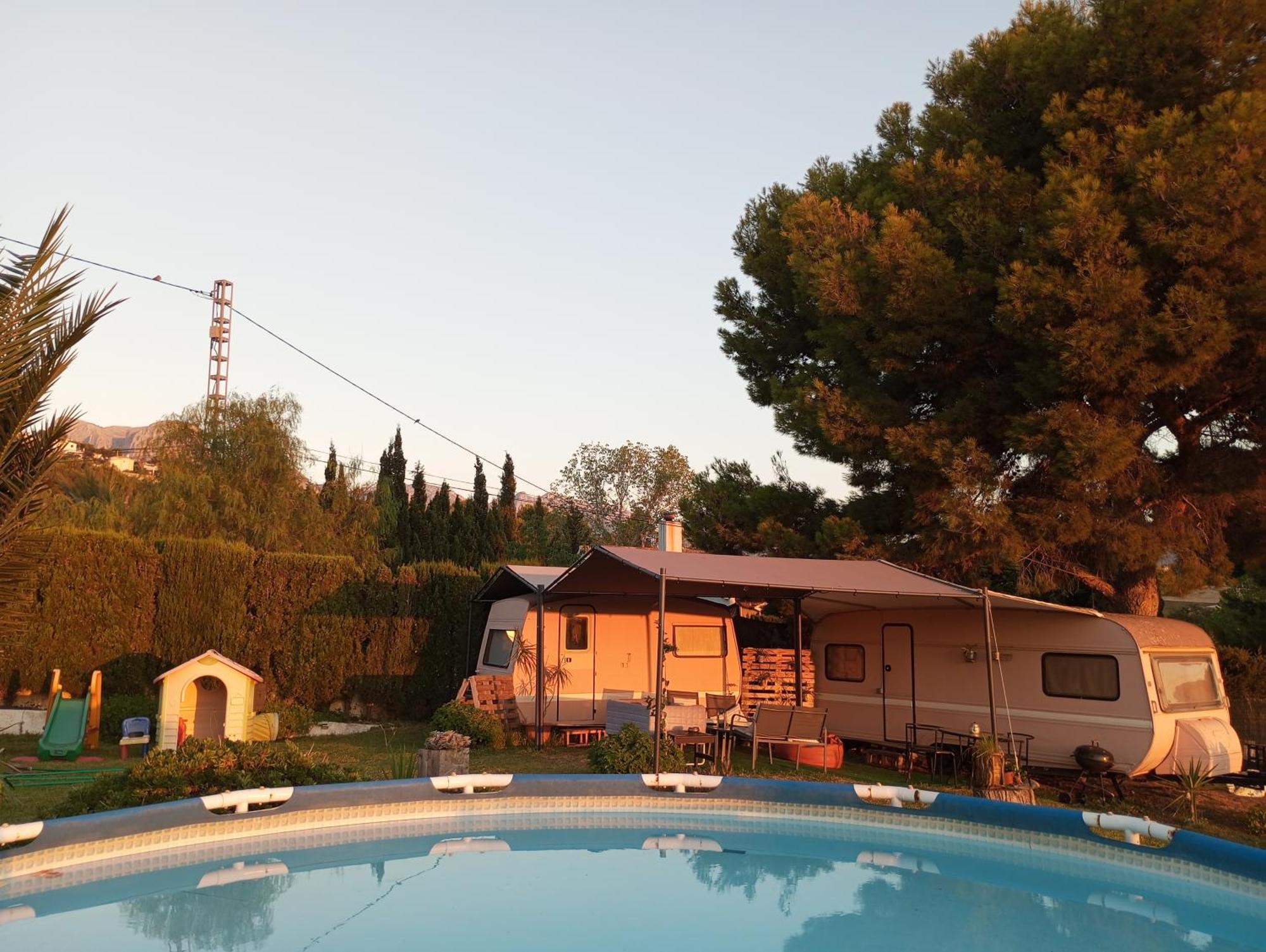 Holiday home Caravana- Glamping Casa Tortuga La Nucia